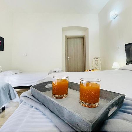 Porta Palazzo 15 Min - Suite Con Netflix & Wi-Fi Torino Exterior foto