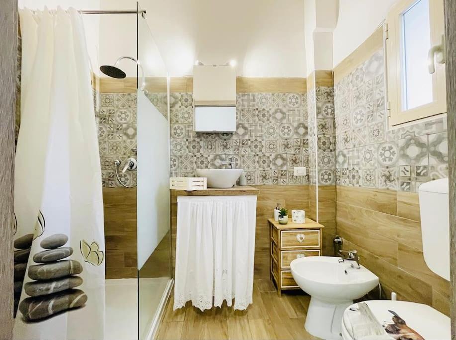Porta Palazzo 15 Min - Suite Con Netflix & Wi-Fi Torino Exterior foto
